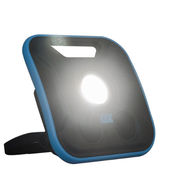OX PRO 2300 LUMEN LED WORK LIGHT WITH INBUILT WIRELESS SPEAKERS – RECHARGEABLE