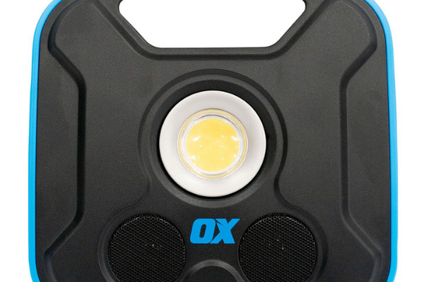 OX PRO 2300 LUMEN LED WORK LIGHT WITH INBUILT WIRELESS SPEAKERS – RECHARGEABLE